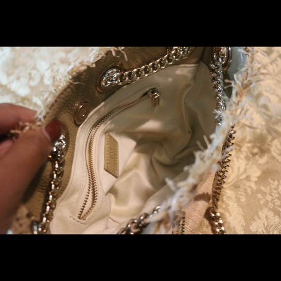 Straw Bag - Picture 3 of 3